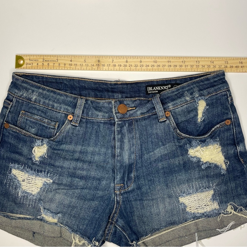 Blank NYC Distressed Denim Shorts Women’s SIZE 27 - Picture 3 of 7
